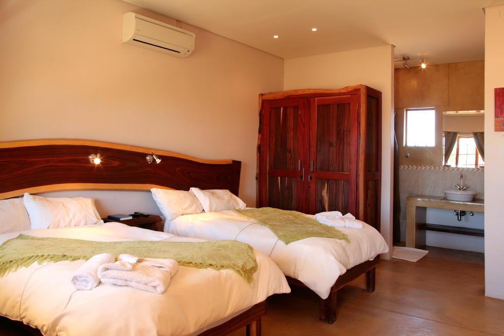 Cest Si Bon Hotel Otjiwarongo Habitación foto